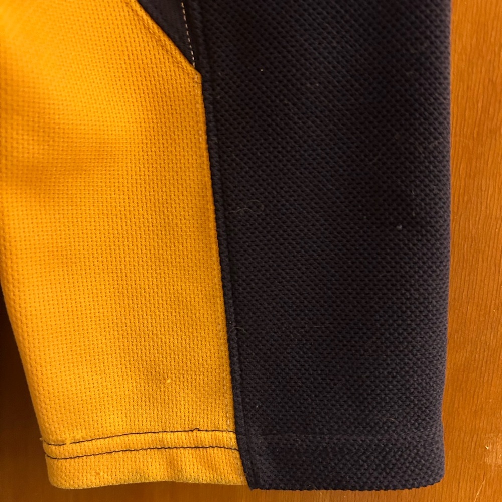 Reebok Buffalo Sabres Navy and Yellow Jersey - Picture 5 of 9